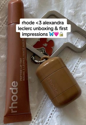 Video post by @anyaweitz on TikTok