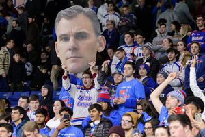 Image post by @RiverHawkNation on Twitter
