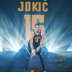 Video post by @nuggets on Twitter