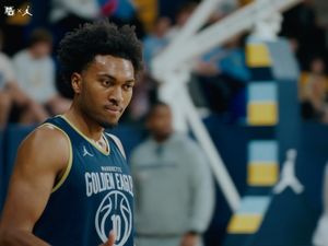 Video post by @marquettemensbb on Facebook