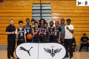 Image post by @sn33kclips on Instagram