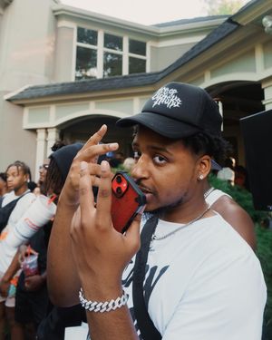 Image post by @jayteetheog on Instagram