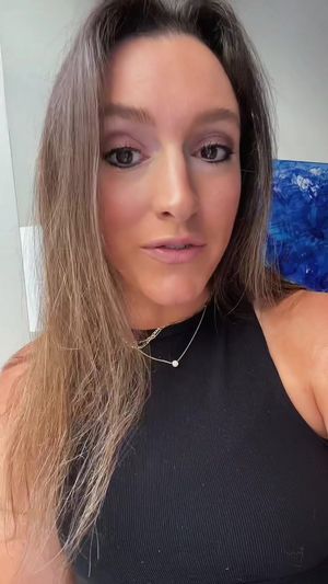 Video post by @arielledangelo on TikTok