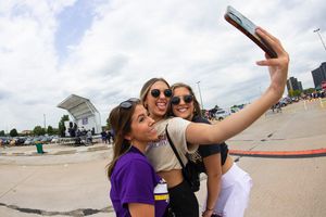 Image post by @westerniluniv on Instagram