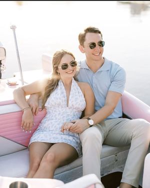 Image post by @retroboatrentalsatx on Facebook