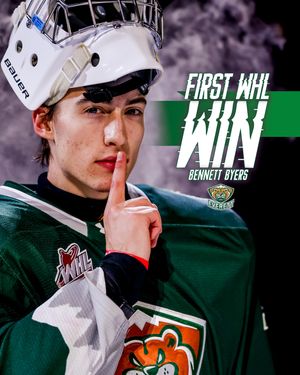 Image post by @everett_silvertips on Instagram