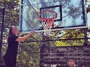 Image post by @ladieswhohoop on Instagram