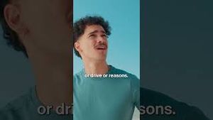 Video post by @tonyrobbinslive on YouTube