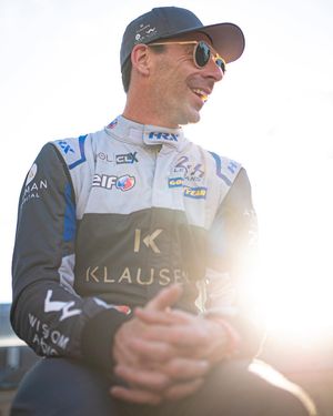 Image post by @simonpagenaud on Instagram