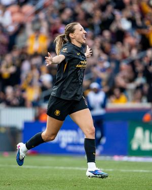 Image post by @utahroyalsfc on Instagram