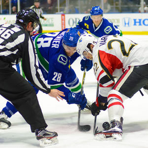 Image post by @uticacomets on Instagram