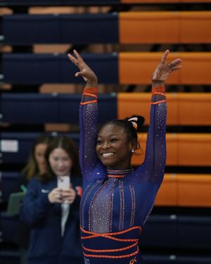 Image post by @illiniwgym on Instagram