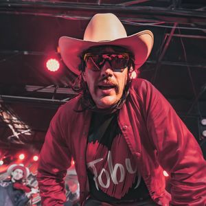 Image post by @doublewide90scountry on Instagram