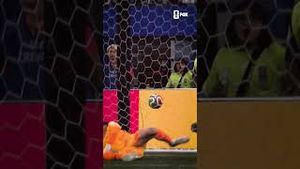 Video post by @FOX Soccer on YouTube