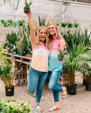 Image post by @shopfillyflair on Instagram