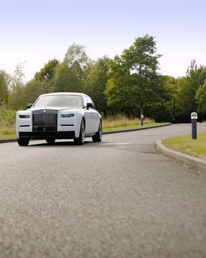 Image post by @rollsroycecars on Instagram