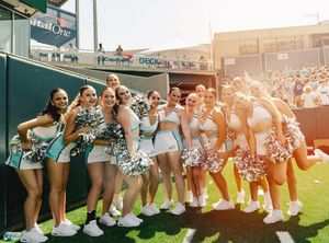 Image post by @kenzandthecamera on Instagram