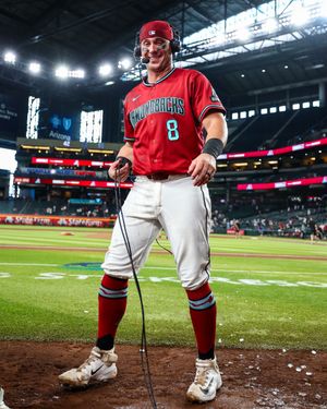 Image post by @losdbacks on Instagram