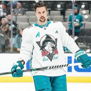 Image post by @nhl_jerseyz on Instagram