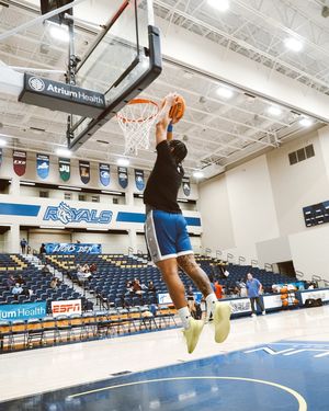 Image post by @cnuhoops on Instagram