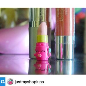 Image post by @moosetoys on Instagram