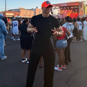 Image post by @rlevynation on Instagram