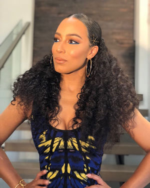 Image post by @angelarye on Instagram