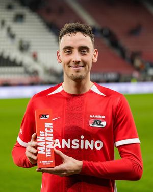 Image post by @azalkmaar on Instagram