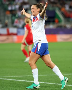 Image post by @lionesses on Instagram