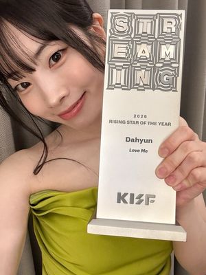 Image post by @twicetagram on Instagram