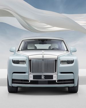 Image post by @rollsroycecars on Instagram