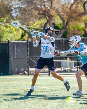 Image post by @advnclacrosse on Instagram