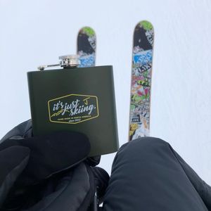 Image post by @j_skis on Instagram
