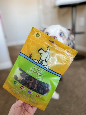 Image post by @honeyimhome on Instagram