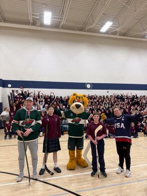 Image post by @WildGivesBack on Twitter