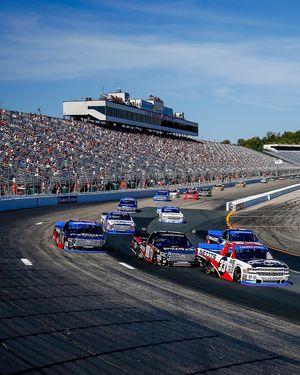 Image post by @nhms on Instagram