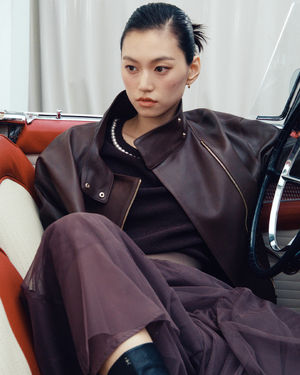 Image post by @harpersbazaarkorea on Instagram