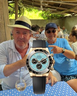 Image post by @celebwatchspotter on Instagram