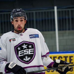 Image post by @esehockey on Instagram