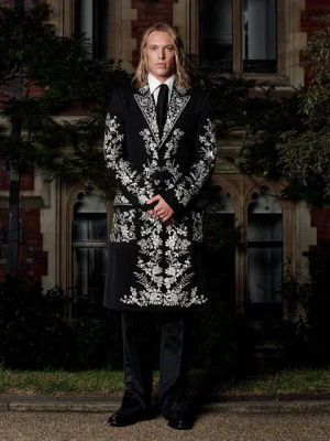Image post by @gqitalia on TikTok