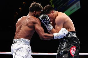 Image post by @MatchroomBoxing on Twitter