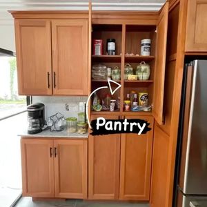 Image post by @woodworks_by_benks on Instagram