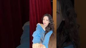 Video post by @itzy on YouTube