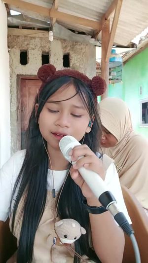 Video post by @da7april on TikTok