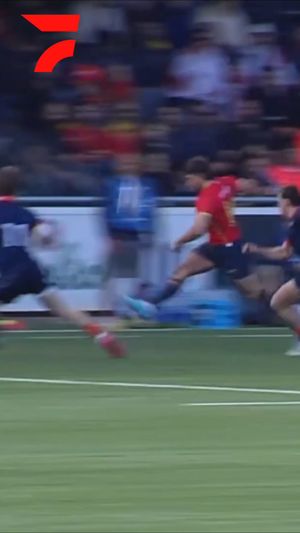 Video post by @FloRugby on Facebook