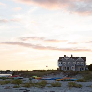 Image post by @themainemag on Instagram