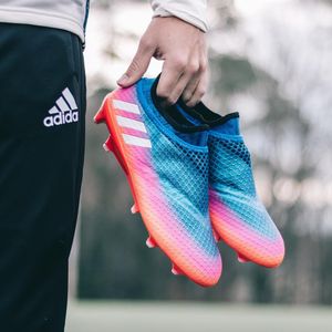 Image post by @soccerdotcom on Instagram