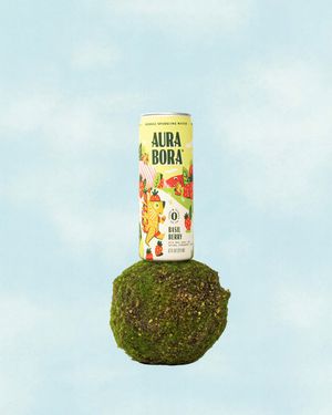 Image post by @drinkaurabora on Instagram