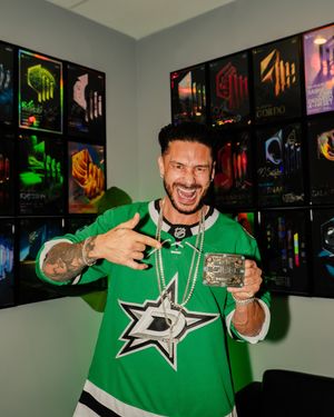 Image post by @dallasstars on Instagram