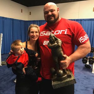 Image post by @shawstrength on Instagram